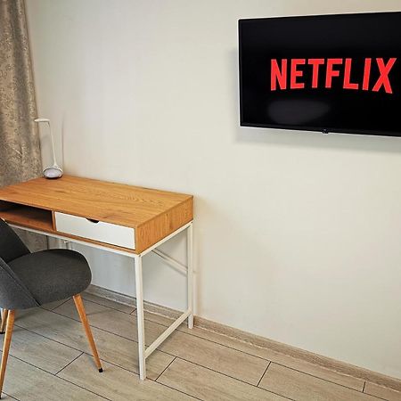 Kronbed Apartments Брашов Екстериор снимка
