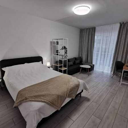 Kronbed Apartments Брашов Екстериор снимка