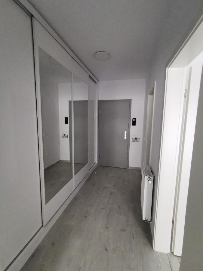 Kronbed Apartments Брашов Екстериор снимка