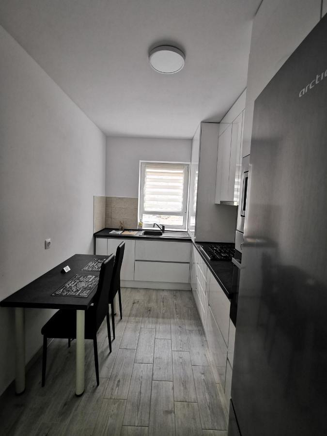 Kronbed Apartments Брашов Екстериор снимка